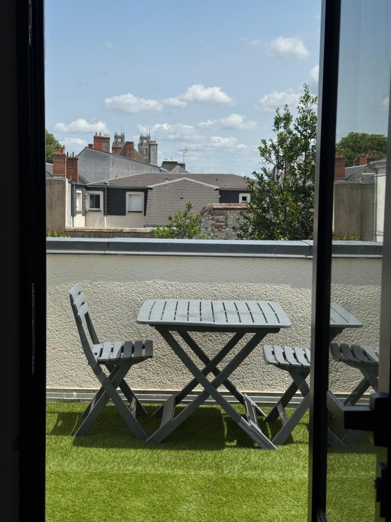 Le Rooftop - Terrasse Vue Cathedrale - Netflix Orléans Dış mekan fotoğraf